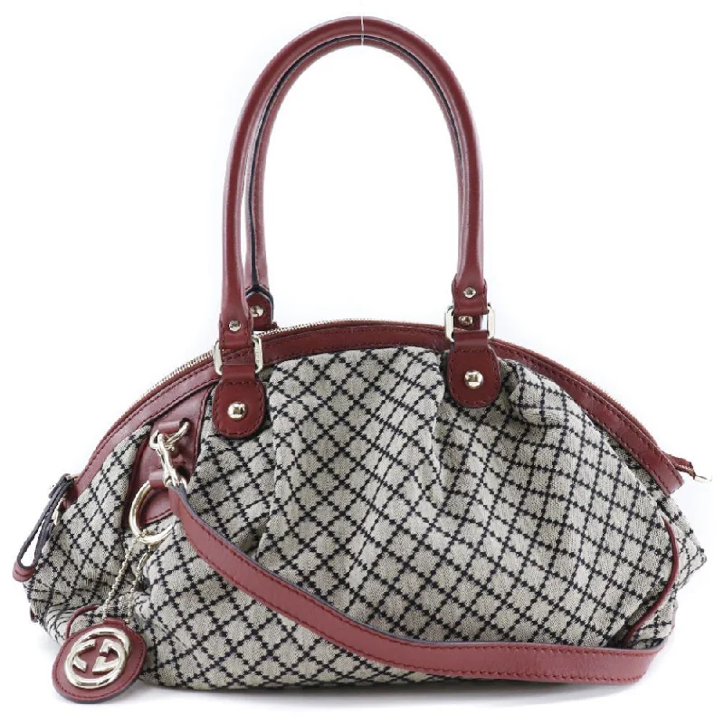 Women Gucci Sylvie bags with a detachable ribbon detailGucci Diamante Handbag Sukey Gray / Red