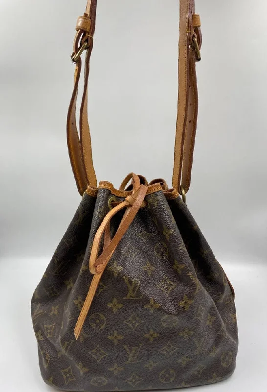 Louis Vuitton bags with a front - zip pocket for small items like keysLouis Vuitton Petit Noé Bag