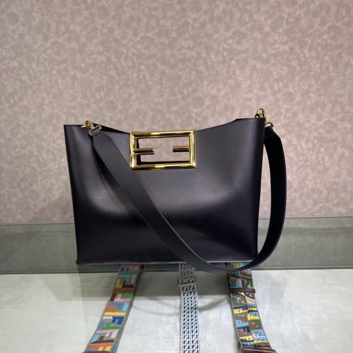 Ladies Fendi crossbody bags with a wide - width strap for enhanced comfort during long - term useBC - FENDI BAGS - 801