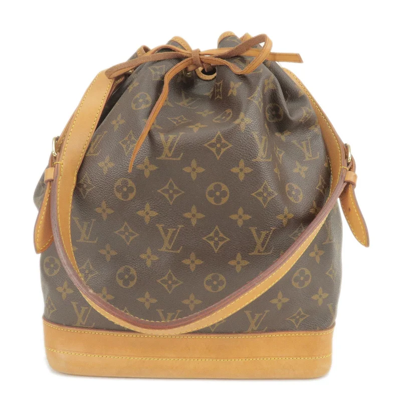 Louis Vuitton backpacks with a padded back panel for comfort during long - wearLouis Vuitton Monogram Noe Shoulder Bag Hand Bag M42224