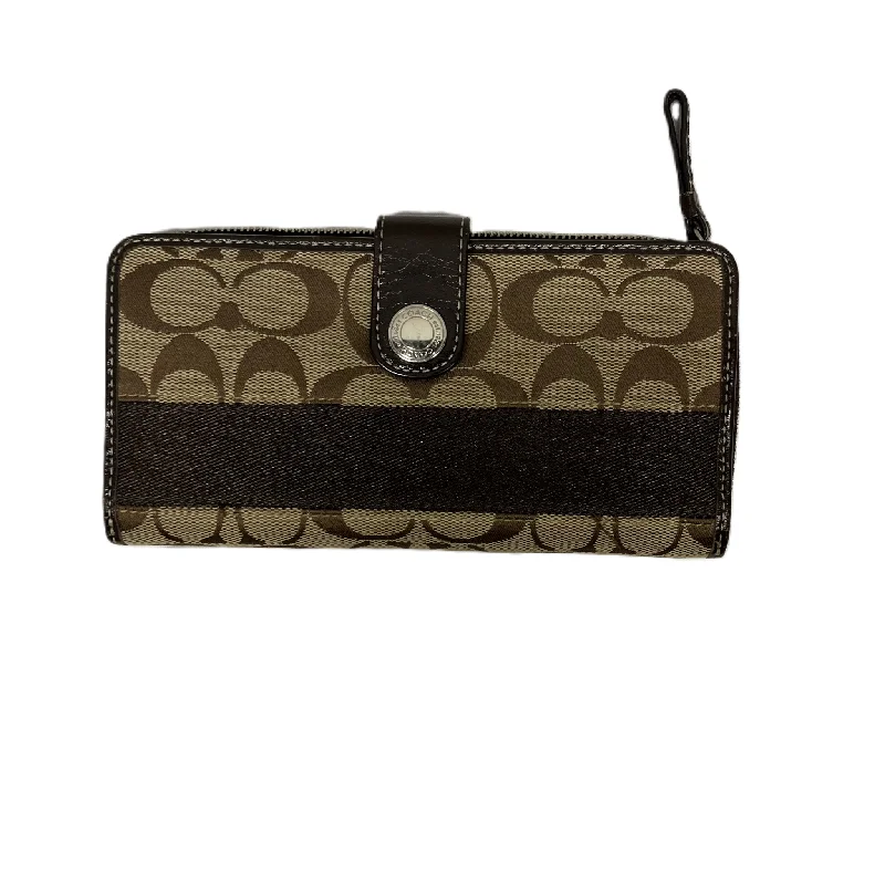 Coach bags with a back - zip pocket for storing valuables securelyWallet Designer By Coach, Size: Medium