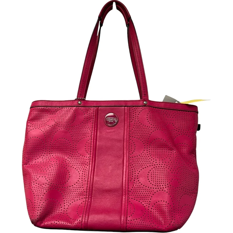 Coach bags with a zippered interior pocket for separating itemsHandbag Designer By Coach, Size: Medium