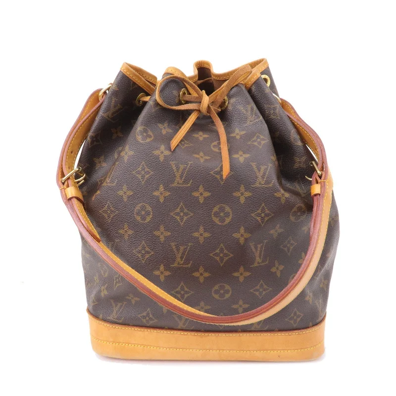 Ladies Louis Vuitton Petite Malle bags in a pastel color for a soft lookLouis Vuitton Monogram Noe Shoulder Bag Hand Bag Brown M42224