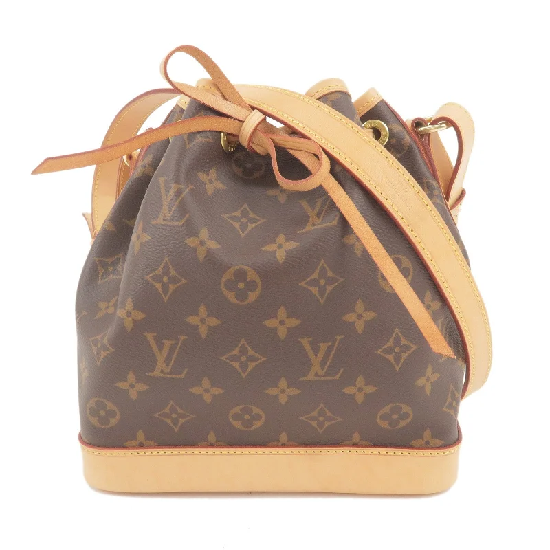 Louis Vuitton Alma bags with a monogram - embossed leather surfaceLouis Vuitton Monogram Noe BB Shoulder Bag Hand Bag M40817