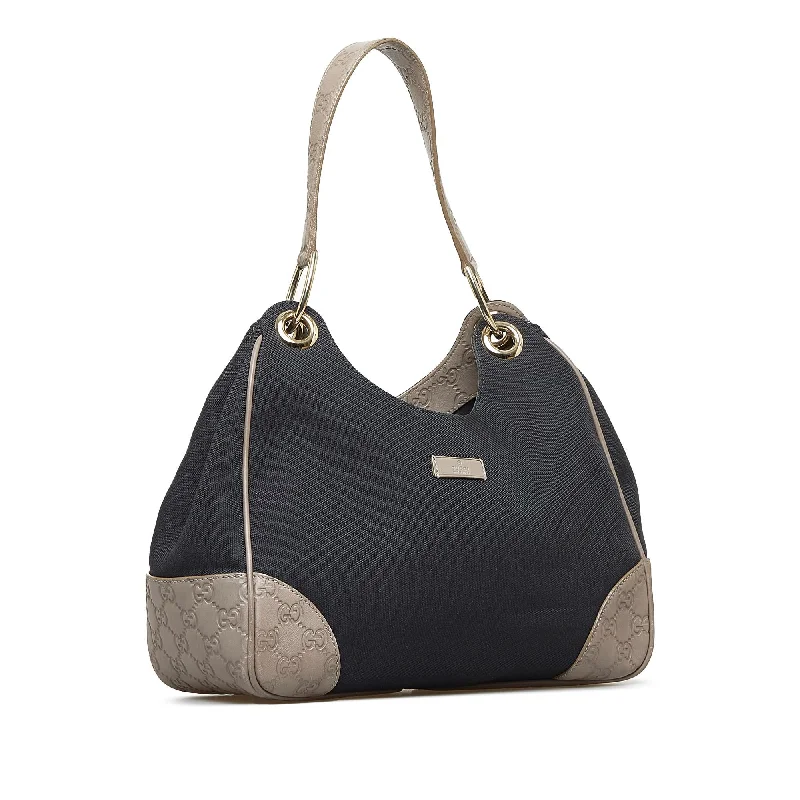 Women Gucci bags with interlocking G hardware for a classic lookGucci Canvas Shoulder Bag (viPrlp)