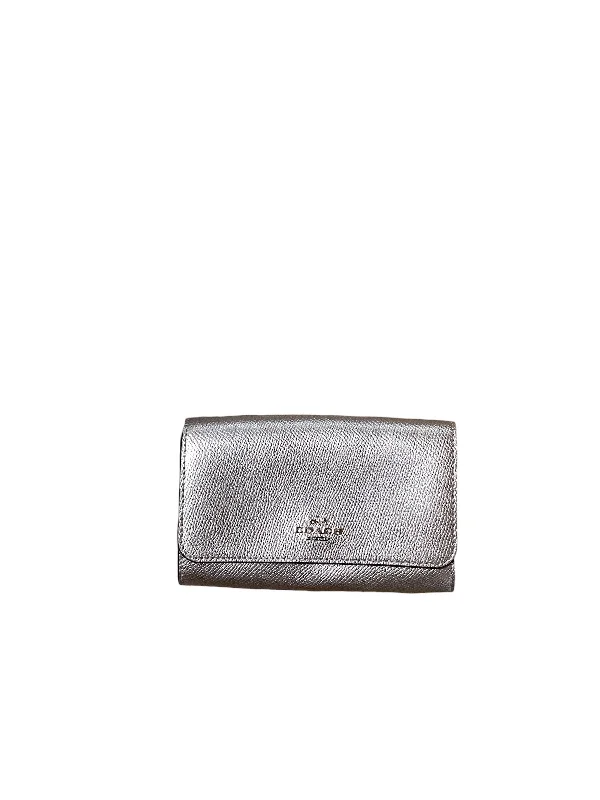 Ladies Coach handbags with a detachable wallet insert for added convenienceWallet By Coach, Size: Small