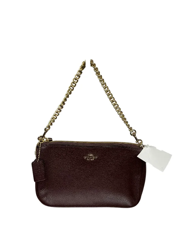 Ladies Coach Tabby bags with a detachable shoulder strapHandbag Designer By Coach, Size: Small