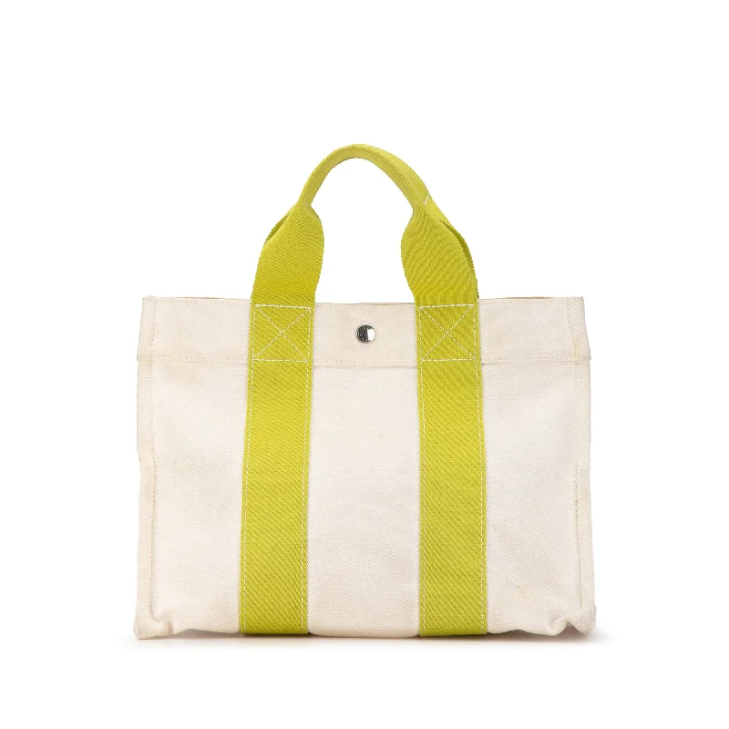 Versatile Hermes Arceau Bags for Different OccasionsWhite Hermès Toile Bora Bora PM Tote