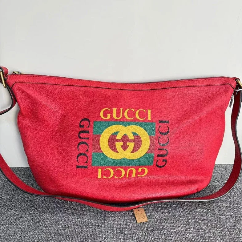 Gucci backpacks for women with a multi - pocket designGucci Red Crossbody Bag Medium