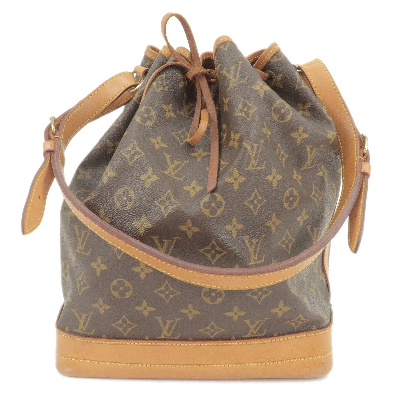 Louis Vuitton Speedy bags in monogram canvas for a classic lookLouis Vuitton Monogram Noe Shoulder Bag Hand Bag M42224