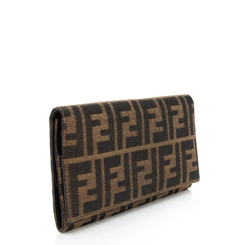 Fendi bags with a zip - top closure and a front - pocket for quick access to keys and cardsFendi Zucca Continental Wallet (SHF-G0l1pR)