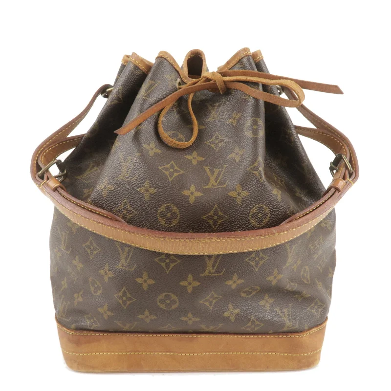 Ladies Louis Vuitton Petite Malle bags in a pastel color for a soft lookLouis Vuitton Monogram Noe Shoulder Bag Hand Bag Brown M42224