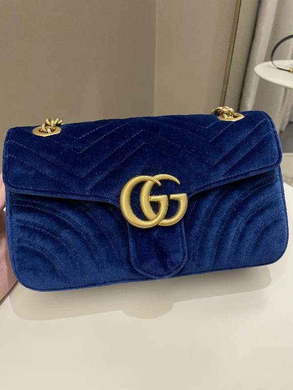 Women Gucci bags with a front - flap pocket for quick - access itemsGucci Marmont Flap Bag Dark Blue Velvet