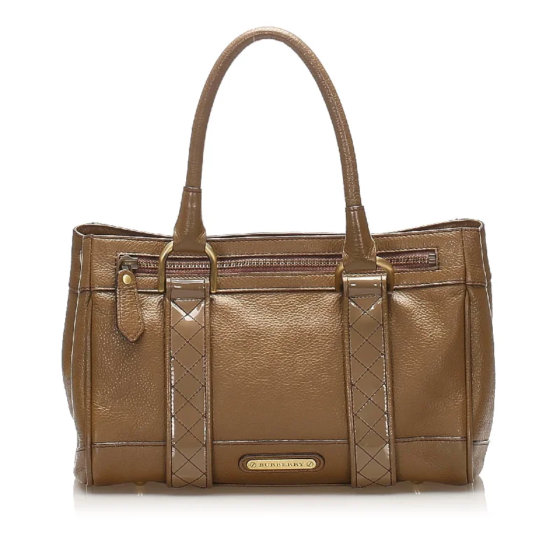 Burberry Bags with Adjustable Shoulder Straps for ComfortBurberry Leather Handbag (SHG-14681)