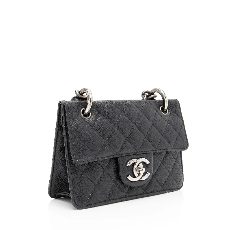 Chanel Small Crossbody Bag for TravelChanel Caviar Leather Retro Class Small Flap Bag (W9Q8I9)