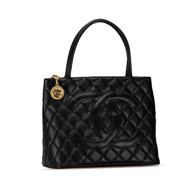 Chanel Lightweight Handbag for Daily ErrandsChanel Caviar Medallion Tote (90N51p)