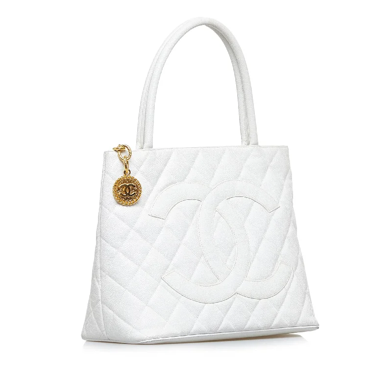 Chanel Medium Tote Bag for Office LadiesChanel Caviar Medallion Tote (lGCrVT)