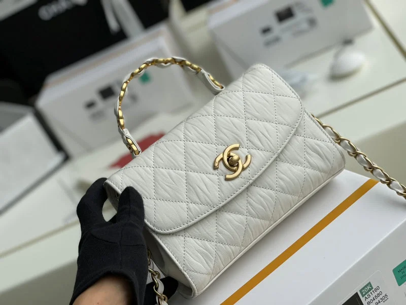 Chanel Handbag with Adjustable Strap for ComfortWF - Chanel Bags - 1202