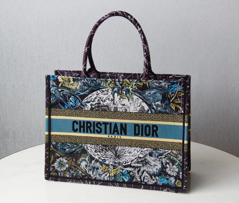 Christian Dior bags with a detachable coin purse insideChristian Dior  Bags - 4302