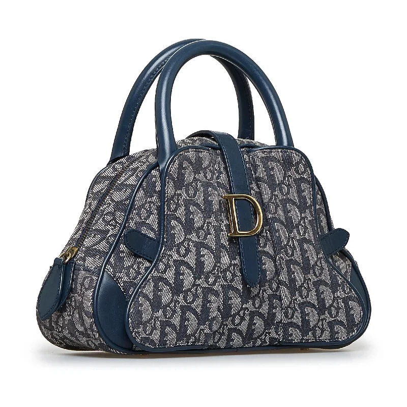 Christian Dior tote bags with a printed Dior logo on the frontDior Oblique Double Saddle Bowler (SHG-YXZHYQ)