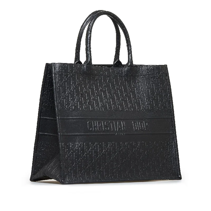 Christian Dior tote bags with a double - handle and shoulder - strap optionDior Oblique Embossed Book Tote (SHG-BeWW1a)