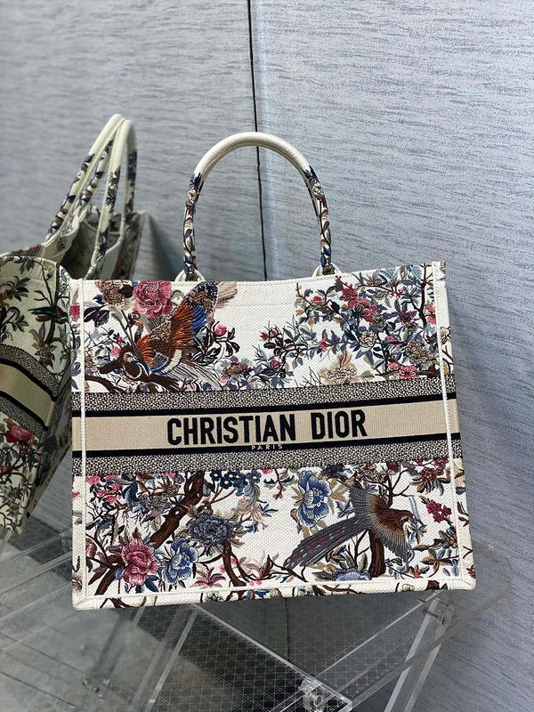 Christian Dior handbags with a detachable mirror for on - the - go touch - upsGlitzybags - Dior Bags - 4567