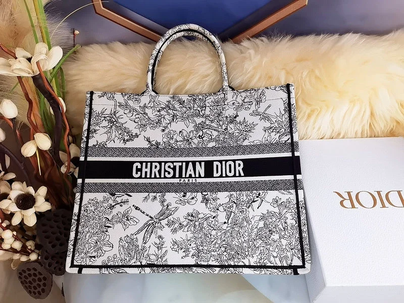 Stylish Christian Dior shoulder bags with a tassel - adorned zipperGlitzybags - Dior Bags - 4610