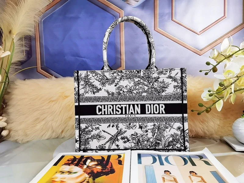 Stylish Christian Dior shoulder bags with a tassel - adorned zipperGlitzybags - Dior Bags - 4622