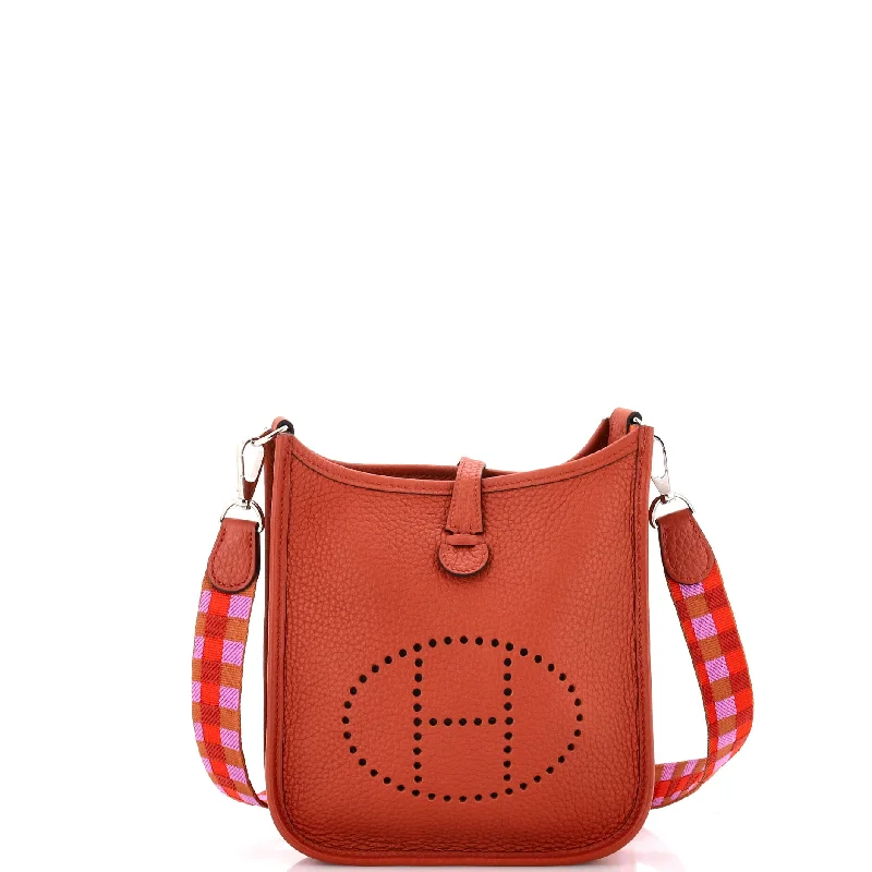 Hermes Kellydoll Bags for a Playful and Chic LookEvelyne Bag Gen III Clemence TPM