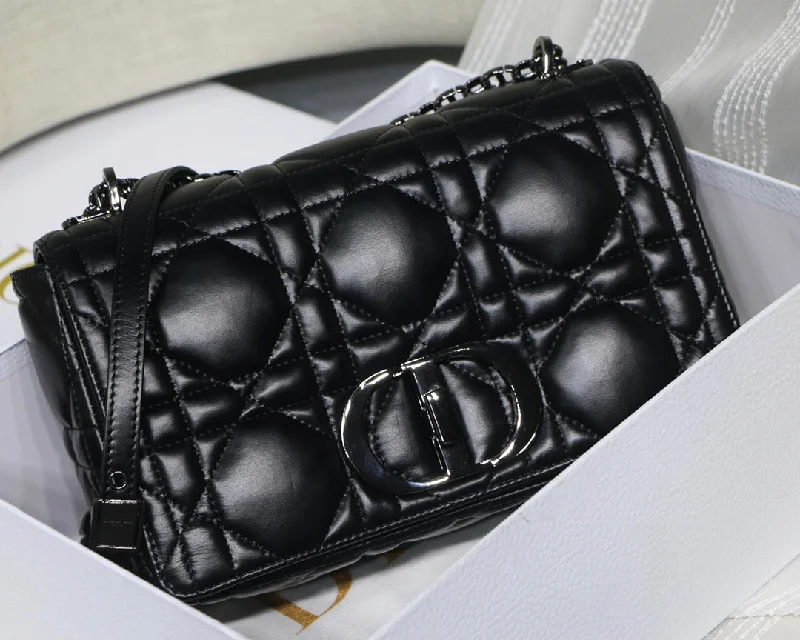 Christian Dior bags with a detachable coin purse insideWF - Dior Bag - 584